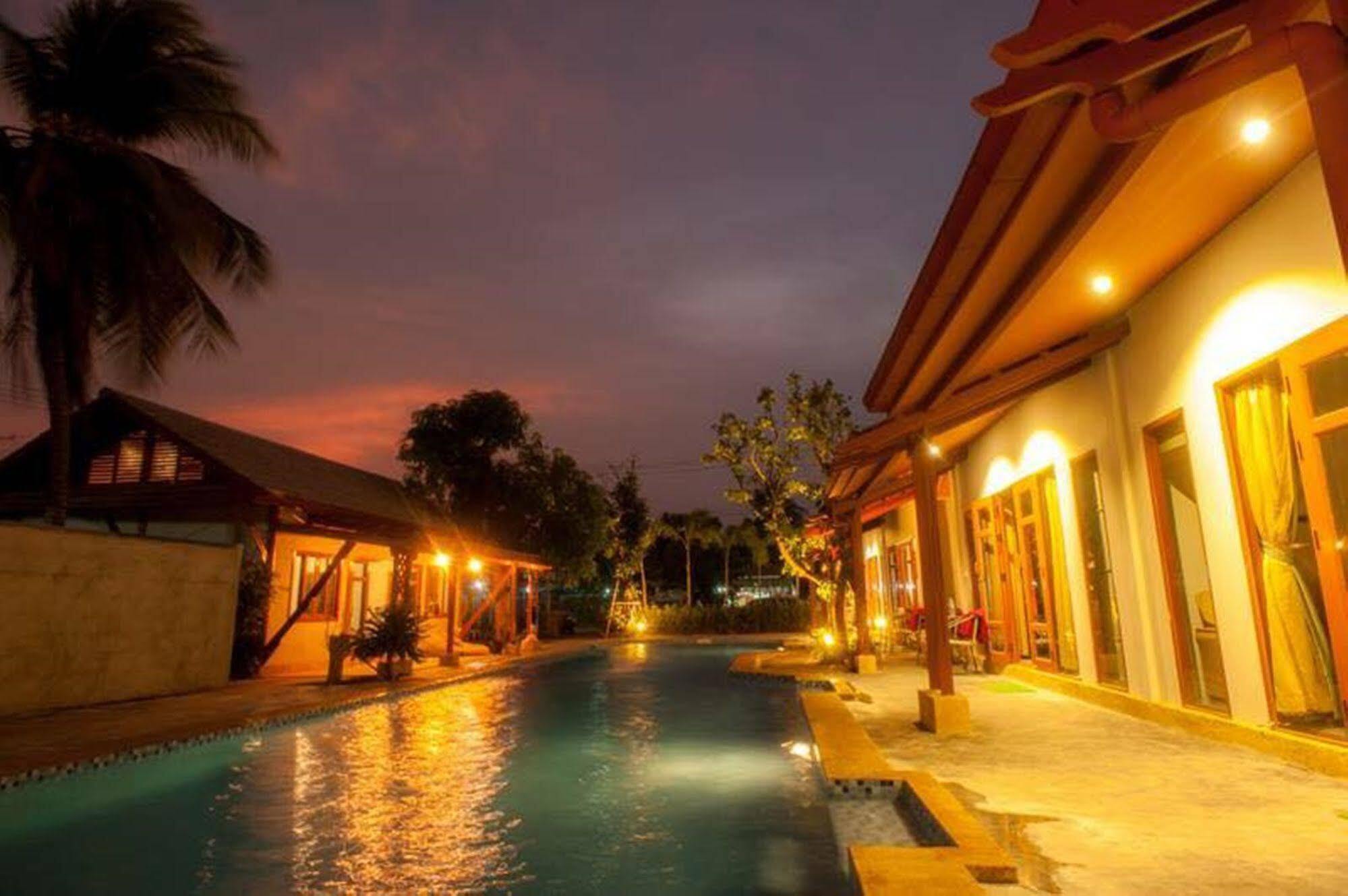 Ardea Resort Pool Villa Amphawa Exterior photo